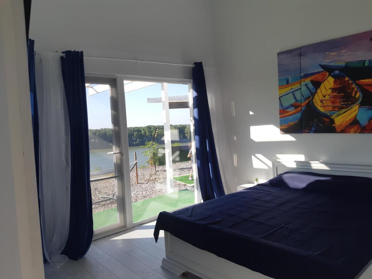 Cabana De La Dunare Villa Basarabi Bagian luar foto